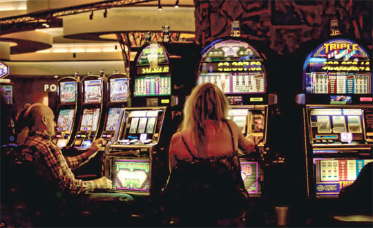 Triple chance slot machine 943958